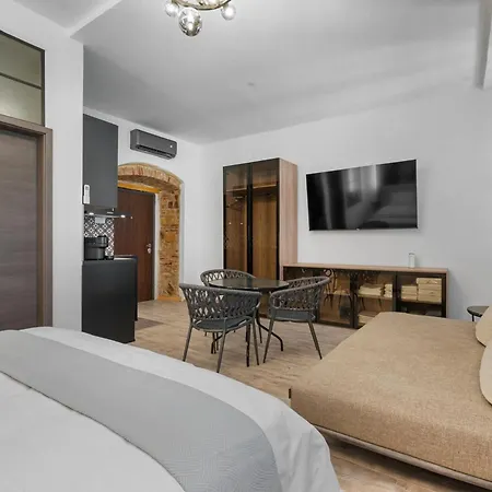 Kalelarga I Sveti Lovre * Задар