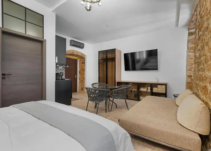 Kalelarga I Sveti Lovre * Zadar